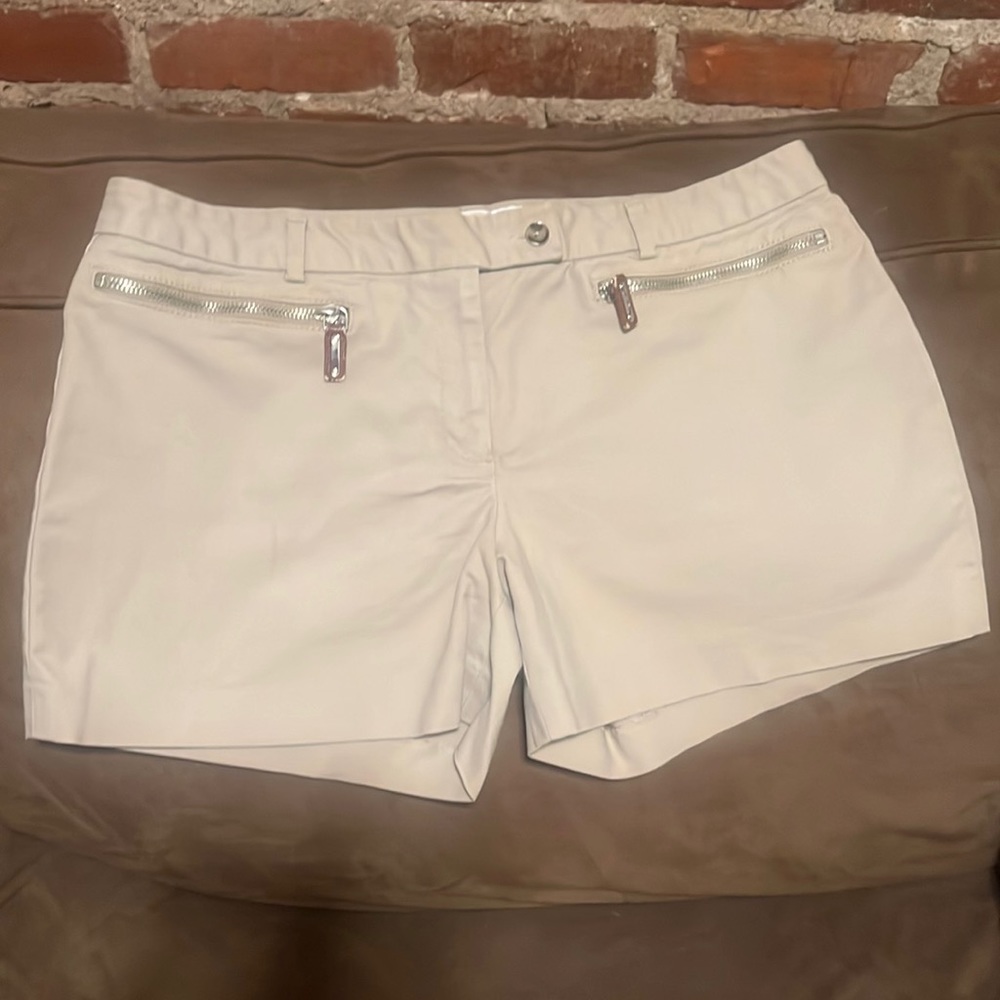 Michael Michael Kors Shorts, 10
